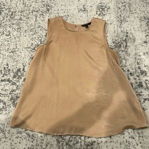 Banana Republic Silk Tank Size Medium